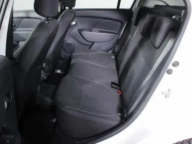 Renault Logan, II Рестайлинг — фото 9