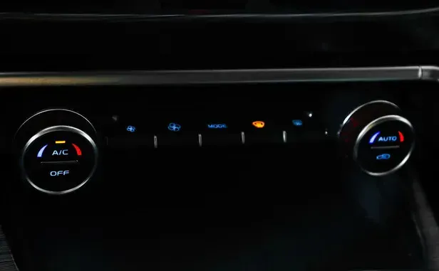 Geely Tugella, I — фото 10