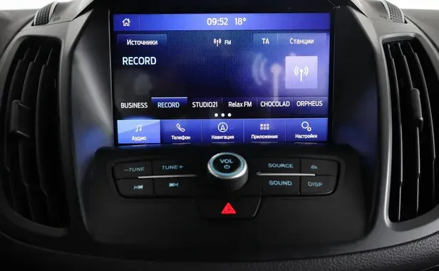 Ford Kuga, II Рестайлинг — фото 8