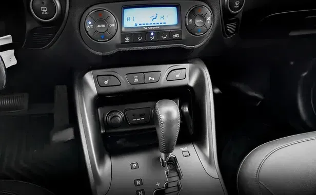 Hyundai ix35, I Рестайлинг — фото 8