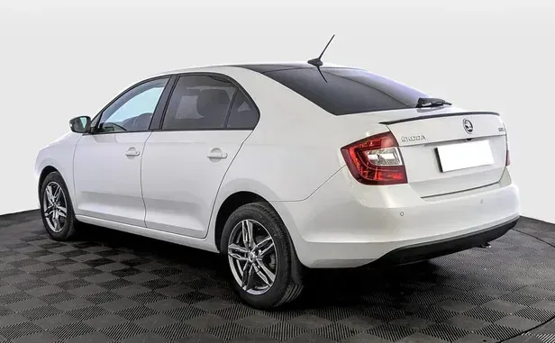 Skoda Rapid, I Рестайлинг — фото 4
