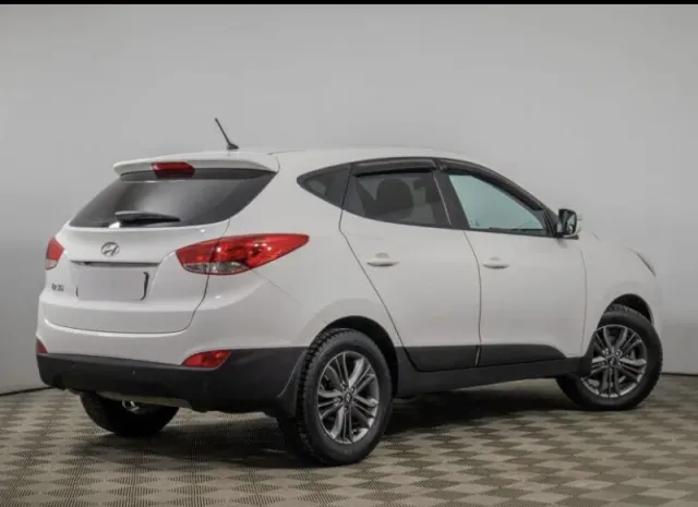 Hyundai ix35, I — фото 2