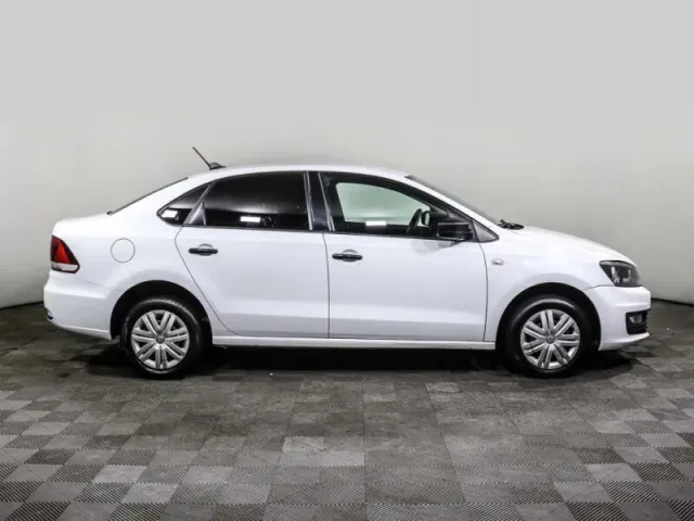 Volkswagen Polo, V Рестайлинг — фото 4