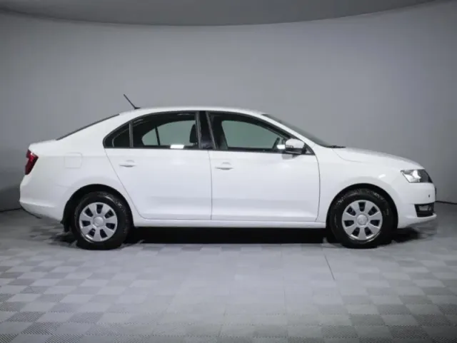 Skoda Rapid, I Рестайлинг — фото 4