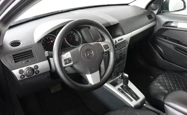 Opel Astra, H Рестайлинг — фото 5