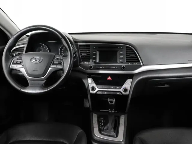 Hyundai Elantra, VI (AD) — фото 12