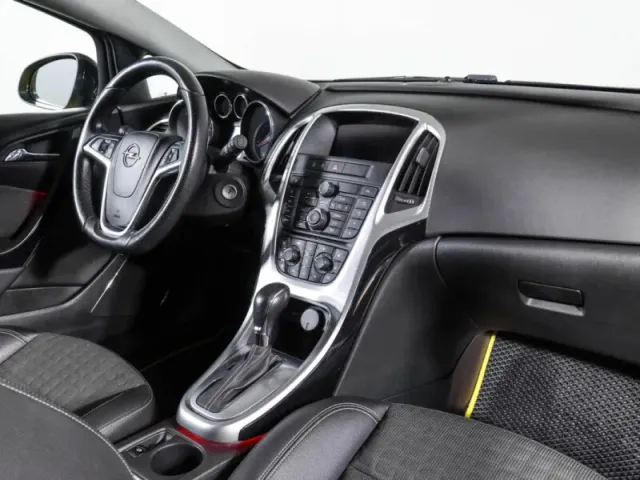 Opel Astra, J Рестайлинг — фото 8