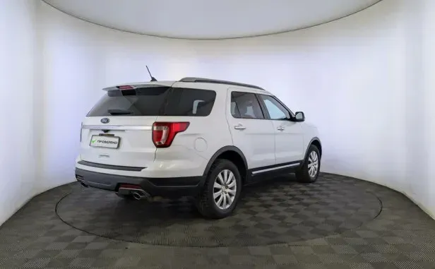Ford Explorer, V Рестайлинг — фото 2