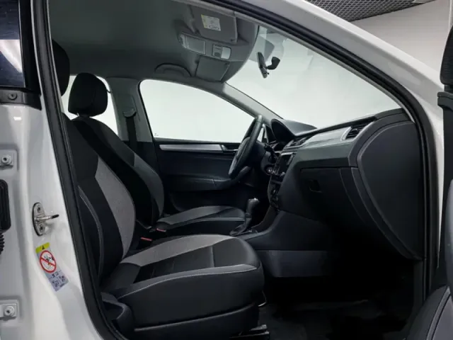 Skoda Rapid, I Рестайлинг — фото 15