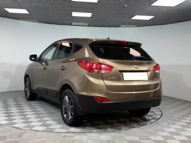 Hyundai ix35, I — фото 19