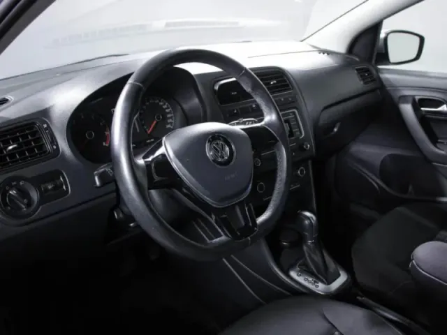 Volkswagen Polo, V Рестайлинг — фото 15