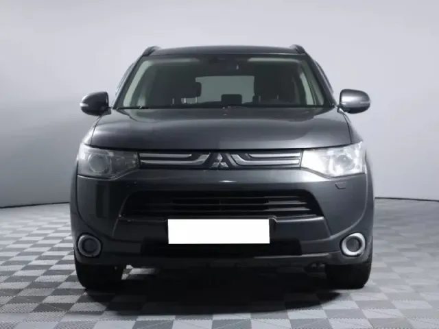 Mitsubishi Outlander, III — фото 2