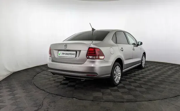 Volkswagen Polo, V Рестайлинг — фото 2