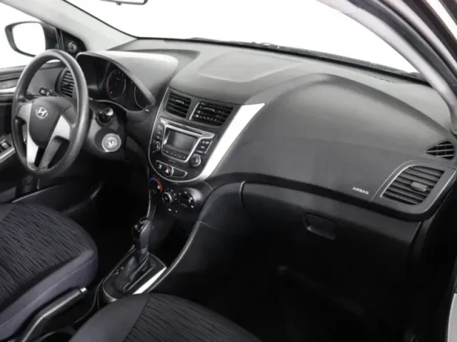 Hyundai Solaris, I Рестайлинг — фото 10