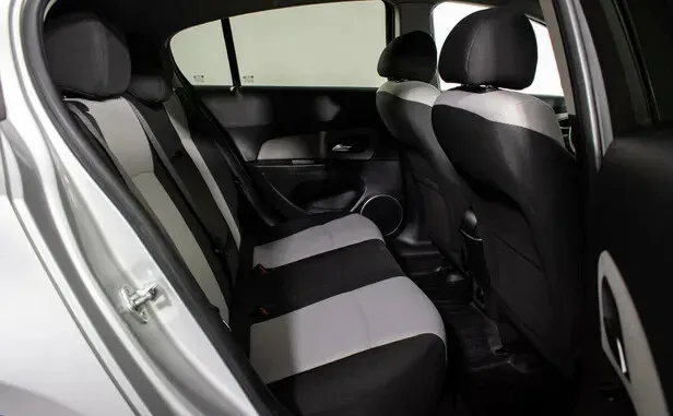 Chevrolet Cruze, I Рестайлинг — фото 6