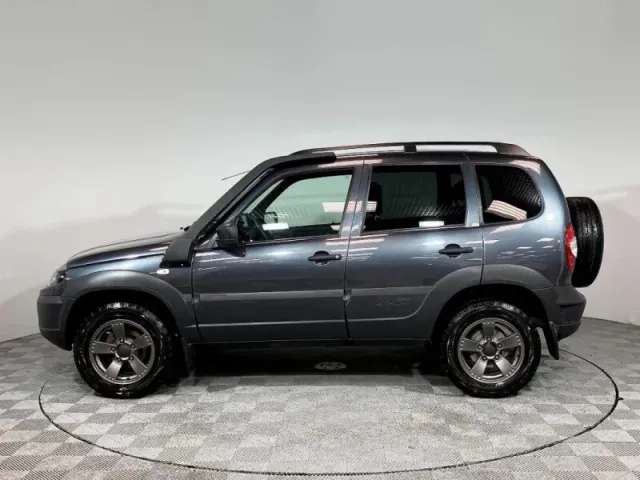 Chevrolet Niva — фото 8