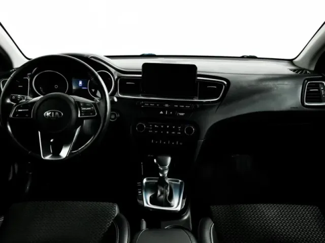 Kia Ceed, III — фото 12