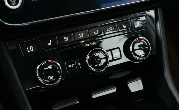 Skoda Superb, III — фото 12