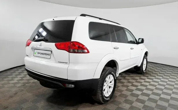 Mitsubishi Pajero Sport, II Рестайлинг — фото 2