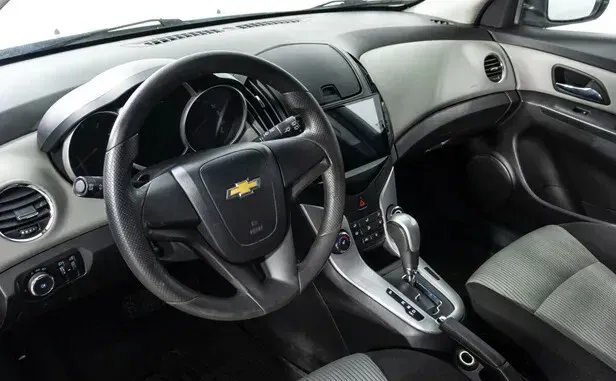 Chevrolet Cruze, I Рестайлинг — фото 7