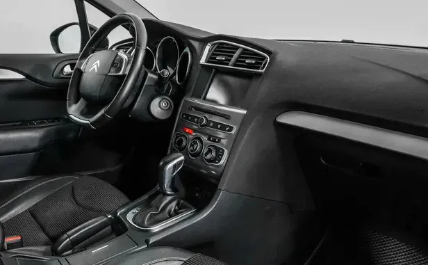 Citroen C4, II Рестайлинг — фото 5