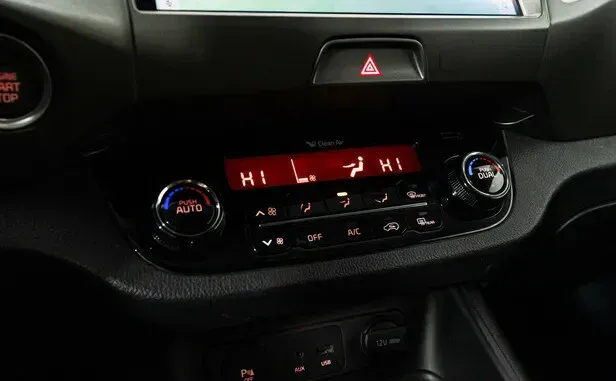 Kia Sportage, III — фото 10