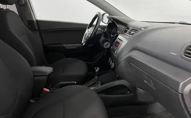 Kia Rio, III Рестайлинг — фото 16