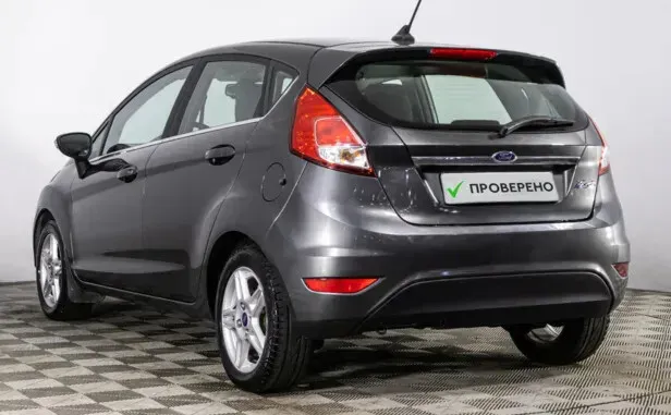 Ford Fiesta, Mk6 Рестайлинг — фото 4