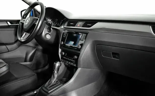 Skoda Rapid, I Рестайлинг — фото 7