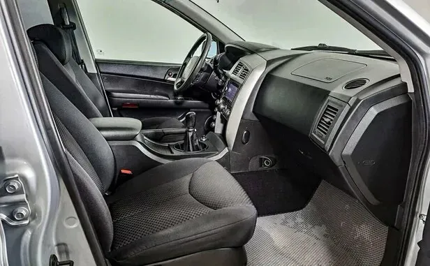 SsangYong Kyron, I Рестайлинг — фото 8