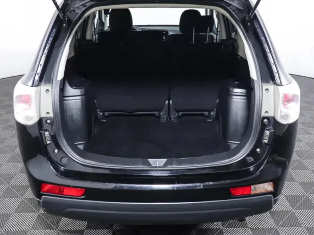 Mitsubishi Outlander, III — фото 12