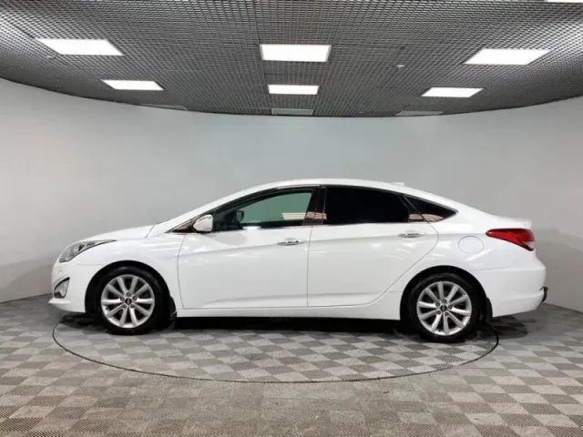 Hyundai i40, I — фото 8