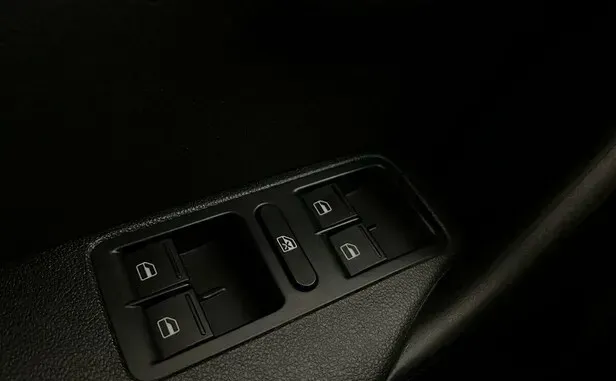 Volkswagen Polo, V Рестайлинг — фото 9