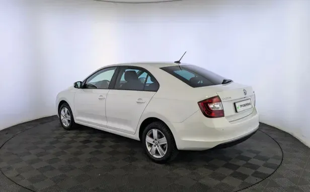 Skoda Rapid, I Рестайлинг — фото 4