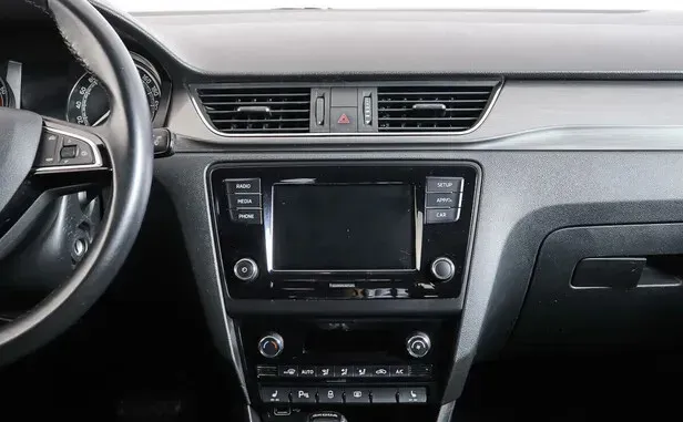 Skoda Rapid, I Рестайлинг — фото 17