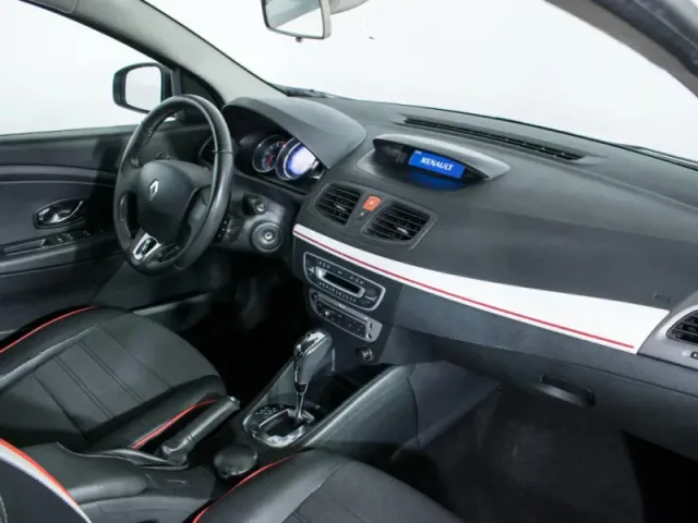 Renault Megane, III Рестайлинг — фото 13