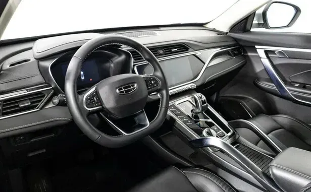 Geely Atlas Pro — фото 7