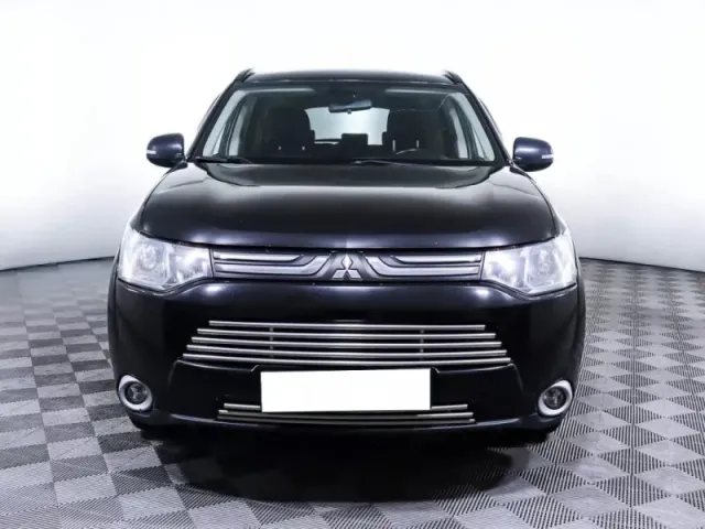 Mitsubishi Outlander, III — фото 2