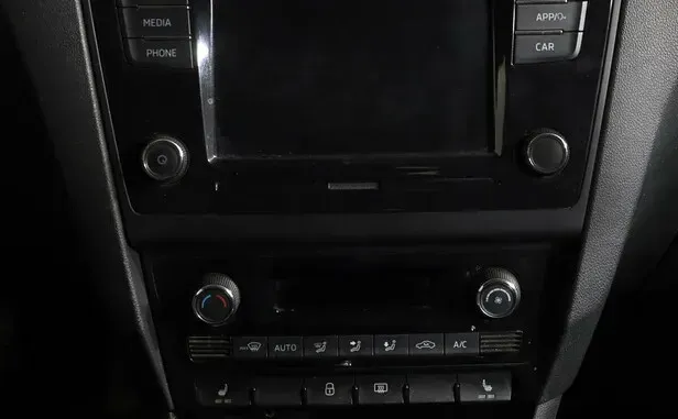 Skoda Rapid, I Рестайлинг — фото 10