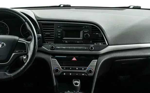 Hyundai Elantra, VI (AD) — фото 9
