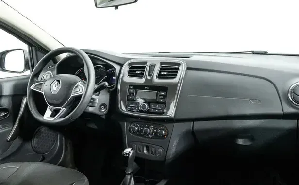 Renault Logan, II Рестайлинг — фото 8
