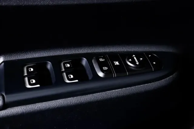 Kia Rio, IV — фото 12