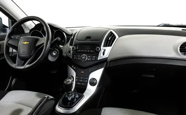 Chevrolet Cruze, I Рестайлинг — фото 6