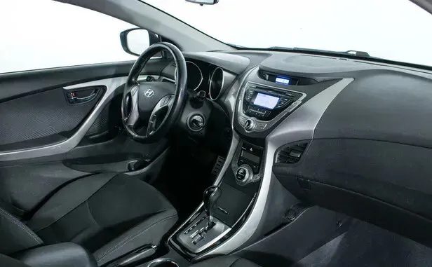 Hyundai Elantra, V (MD) — фото 5
