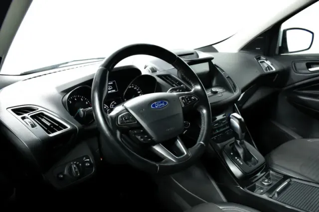 Ford Kuga, II Рестайлинг — фото 15