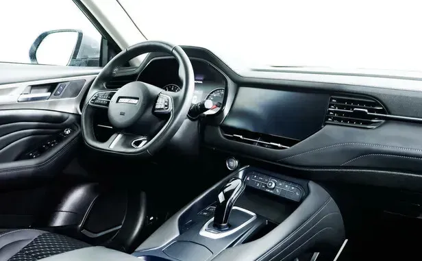 Haval F7, I — фото 7