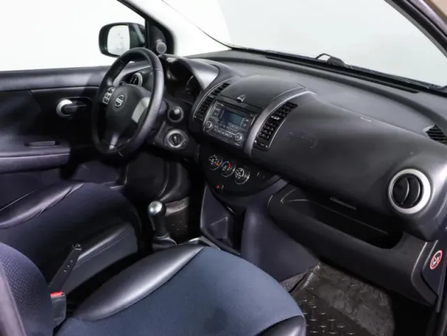Nissan Note — фото 7