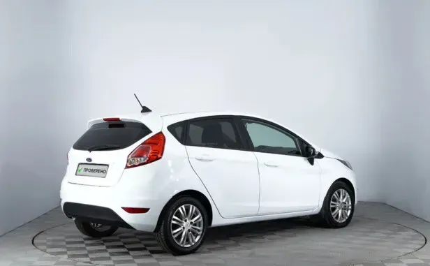 Ford Fiesta, Mk6 Рестайлинг — фото 2