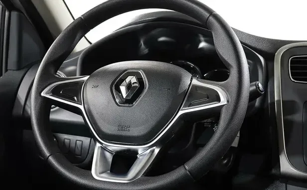 Renault Logan, II Рестайлинг — фото 9