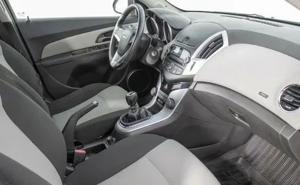 Chevrolet Cruze, I Рестайлинг — фото 7